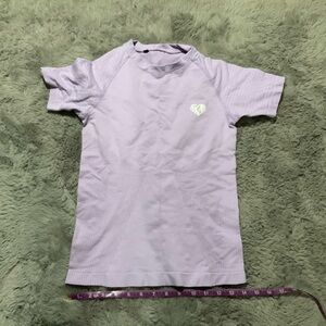 Lilac Seamless Short-Sleeve Top with Heart Logo